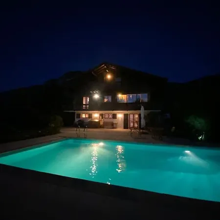 Jacomeli Geneve Holiday home